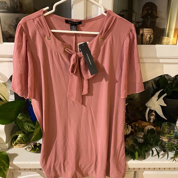 NWTO pink blouse with bow - Picture 1 of 2